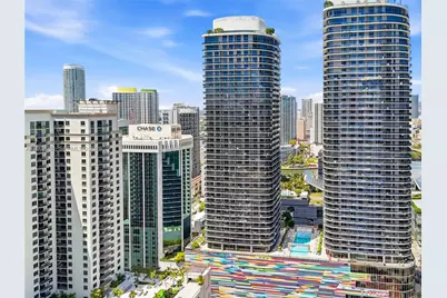 55 SW 9th St #3106, Miami, FL 33130 - Photo 41