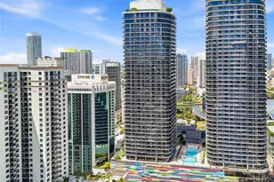 55 SW 9th St, Miami, FL 33130 - Photo 41