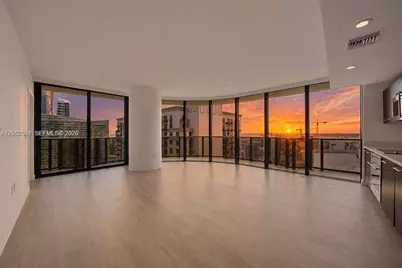 55 SW 9th St #3106, Miami, FL 33130 - Photo 1