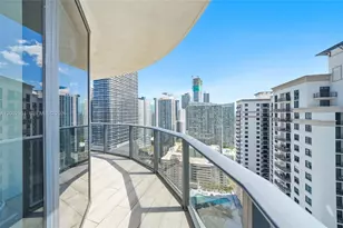 55 SW 9th St, Miami, FL 33130 - Photo 21