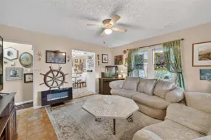 1490 NW 8th St, Homestead, FL 33030 - Photo 7