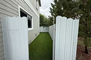 1743 SE 9th Terrace, Homestead, FL 33034 - Photo 13