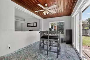 172 NW 116th St, Miami, FL 33168 - Photo 11