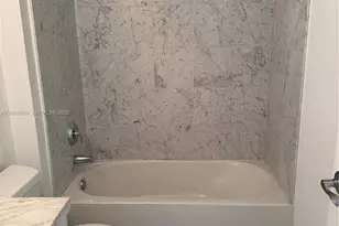 253 NE 2nd St, Miami, FL 33132 - Photo 9