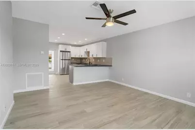 2550 N Dixie Hwy #2570, Boca Raton, FL 33431 - Photo 5