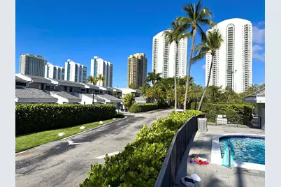 336 Poinciana Dr #1008, Sunny Isles Beach, FL 33160 - Photo 53