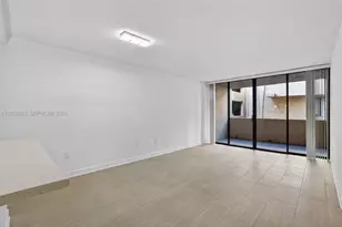 10400 SW 108th Ave, Miami, FL 33176 - Photo 7