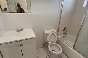 1370 NE 119th St, Miami, FL 33161 - Photo 23