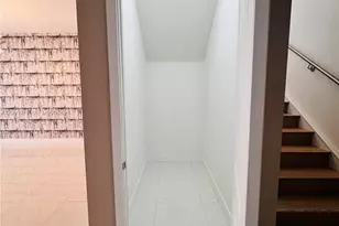 8108 NW 48th Terrace, Doral, FL 33166 - Photo 19