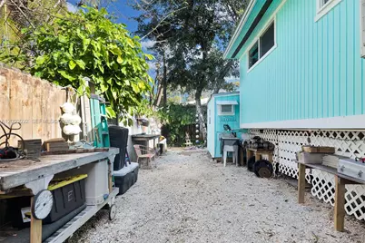 14 Bonita Ave, Key Largo, FL 33037 - Photo 35
