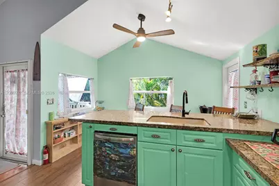 14 Bonita Ave, Key Largo, FL 33037 - Photo 11