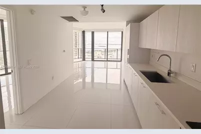 501 NE 31st St #1701, Miami, FL 33137 - Photo 3