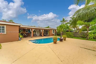 20301 SW 105th Ave, Cutler Bay, FL 33189 - Photo 21