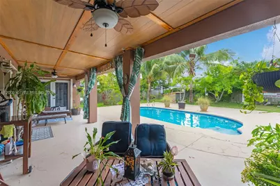 20301 SW 105th Ave, Cutler Bay, FL 33189 - Photo 23