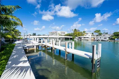 8425 Crespi Blvd, Miami Beach, FL 33141 - Photo 5
