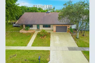 614 NE 3rd St, Dania Beach, FL 33004 - Photo 3