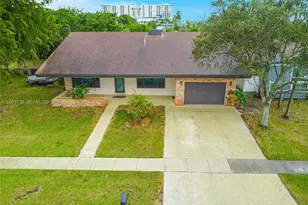614 NE 3rd St, Dania Beach, FL 33004 - Photo 3