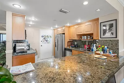 11113 Biscayne Blvd #1554, Miami, FL 33181 - Photo 5