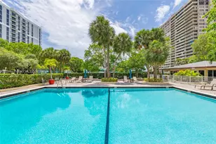 11113 Biscayne Blvd, Miami, FL 33181 - Photo 25