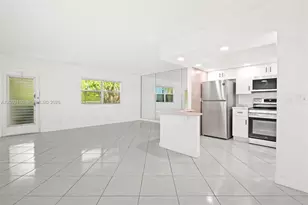 150 Tuscany C, Delray Beach, FL 33446 - Photo 3