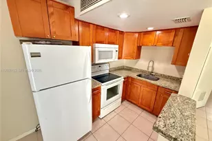 417 NE 17th Ave, Fort Lauderdale, FL 33301 - Photo 5