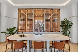 77 SE 5th St, Miami, FL 33131 - Photo 39