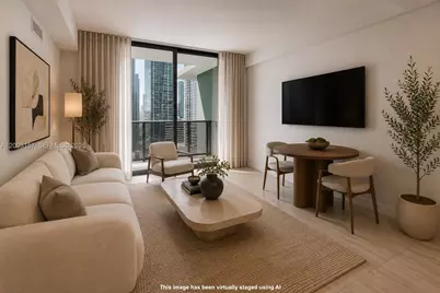 77 SE 5th St #2705, Miami, FL 33131 - Photo 5