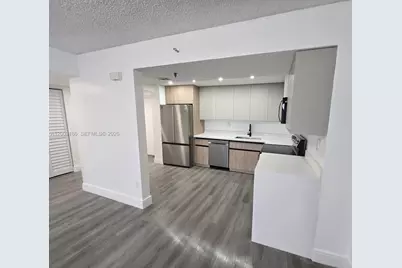 20840 San Simeon Way #601, Miami, FL 33179 - Photo 3