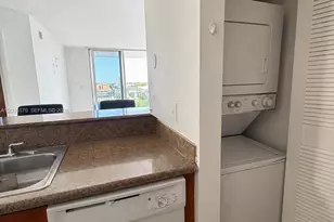219 NW 12th Ave, Miami, FL 33128 - Photo 5