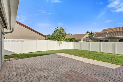 19387 NW 13th St, Pembroke Pines, FL 33029 - Photo 57