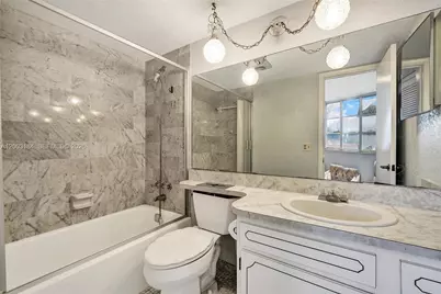 811 S Hollybrook Dr #207, Pembroke Pines, FL 33025 - Photo 21