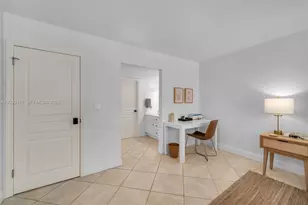 881 Ocean Dr, Key Biscayne, FL 33149 - Photo 19