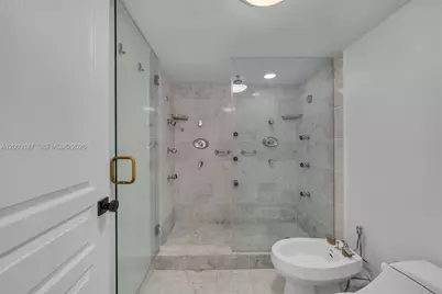 881 Ocean Dr #3E, Key Biscayne, FL 33149 - Photo 23