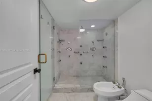 881 Ocean Dr, Key Biscayne, FL 33149 - Photo 23