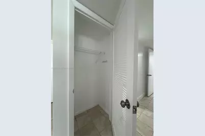 2312 S Cypress Bend Dr #107, Pompano Beach, FL 33069 - Photo 23