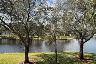 2312 S Cypress Bend Dr, Pompano Beach, FL 33069 - Photo 27