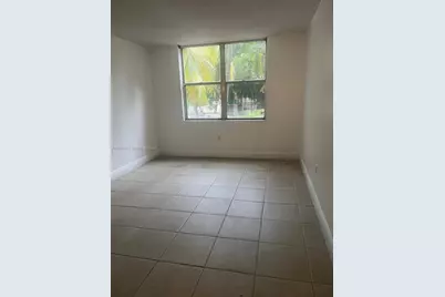 1800 Sans Souci Blvd #218, North Miami, FL 33181 - Photo 5