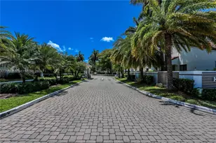 21208 Harbor Way, Aventura, FL 33180 - Photo 29