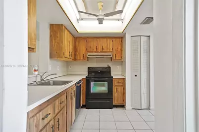 7330 NW 18th St #204, Margate, FL 33063 - Photo 5