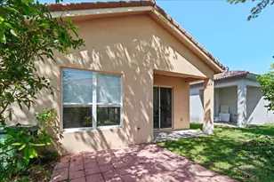 3954 NE 13th Dr, Homestead, FL 33033 - Photo 13