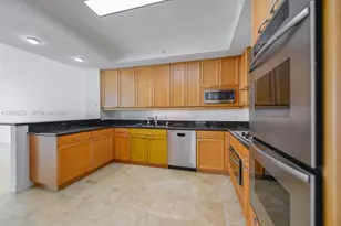 3201 NE 183rd St, Aventura, FL 33160 - Photo 21