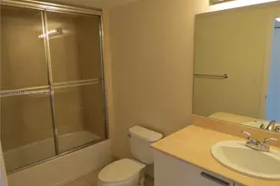 16699 Collins Ave, Sunny Isles Beach, FL 33160 - Photo 11