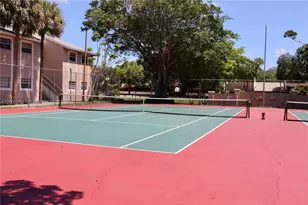 1701 NW 96th Terrace, Pembroke Pines, FL 33024 - Photo 19