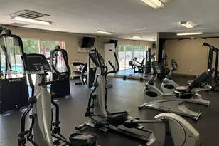 1800 Sans Souci Blvd, North Miami, FL 33181 - Photo 9