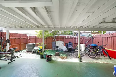 18804 NW 46th Ave, Miami Gardens, FL 33055 - Photo 9