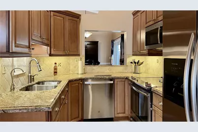 14638 SW 128th Ct Rd, Miami, FL 33186 - Photo 3