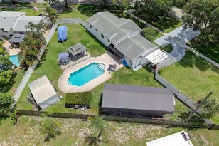 899 E Country Club Cir, Plantation, FL 33317 - Photo 43