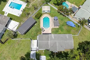 899 E Country Club Cir, Plantation, FL 33317 - Photo 41