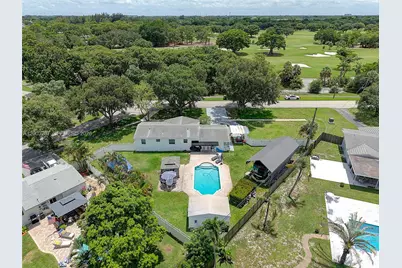 899 E Country Club Cir, Plantation, FL 33317 - Photo 27