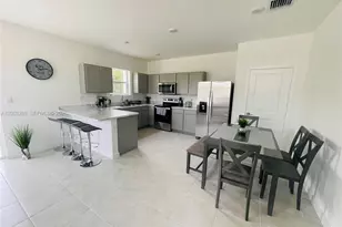 916 SE 19th St, Homestead, FL 33034 - Photo 3